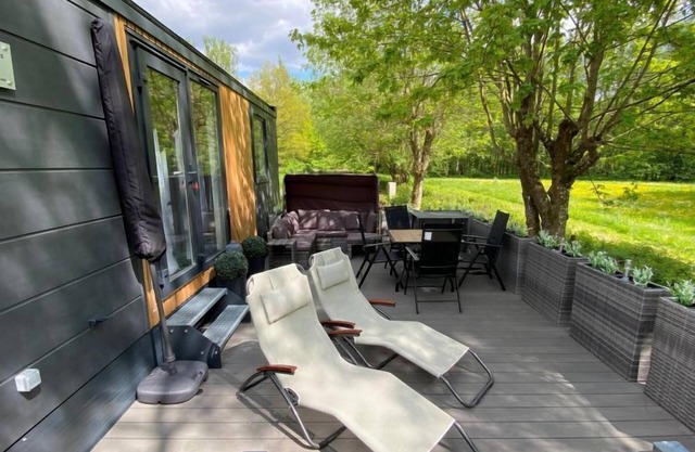 Tiny Haus Seeblick by Interhome