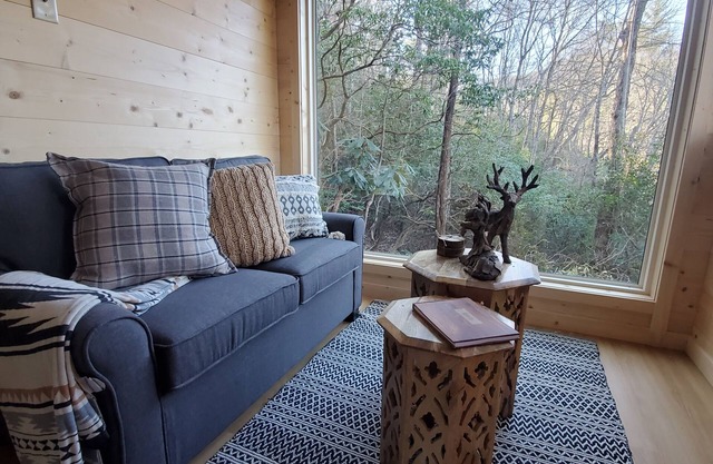 Tiny Nirvana - Your Idyllic Place