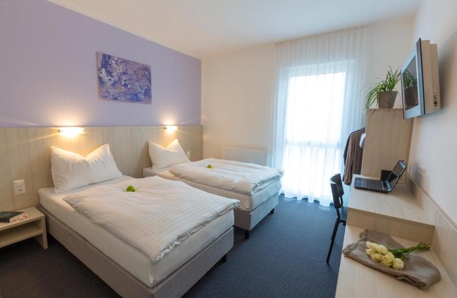 Topmotel