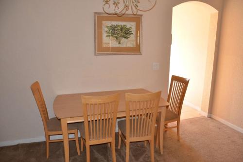 Traditional 4 Bedroom 3.5 Bath Townhome