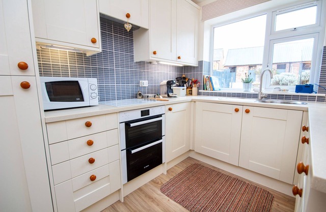 Traditional Highland detached cottage situated just outside Golpsie.