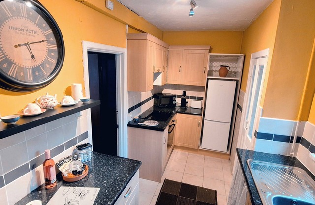 Tranquil Three-bedroom House-large Garden-wifi
