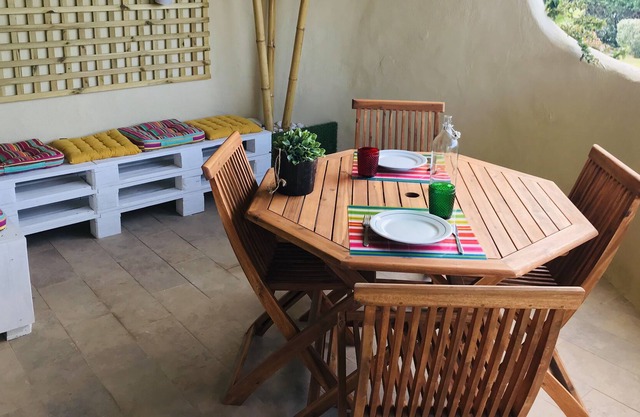 Tranquility, Just 5 Min Walk To Beach And Restaurants