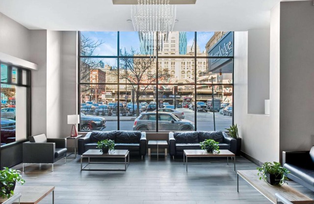 Travelodge by Wyndham Downtown Chicago
