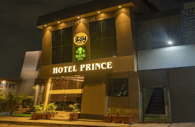 Treebo Prince Andheri East