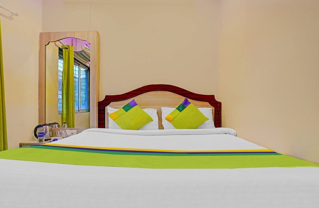 Treebo Trip Royal Grand