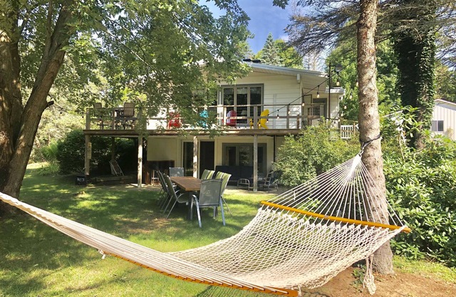 Treetop views from every window. sleeps 8, 4 bedrooms 2 full baths.