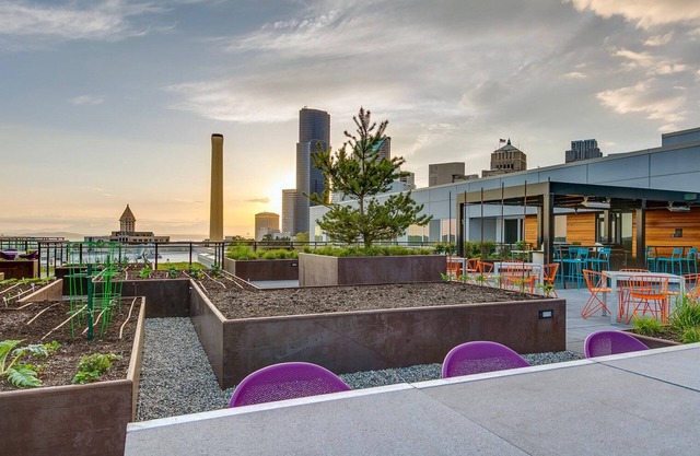 Trendy First Hill 1BR w/Gym & Rooftop, nr Green Spaces, by Blueground
