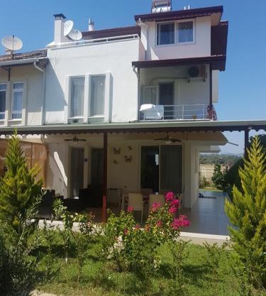Triblex Villa I Private Beach I Walking Distance to the Sea 300 meters