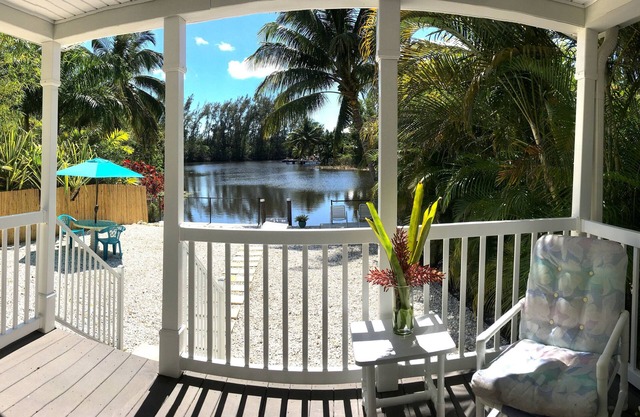Tropical Cottage with a Million Dollar View- Your own private house