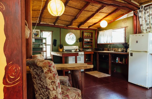 Tropical Tree Guest Cottage near Pahoa, Hawaii