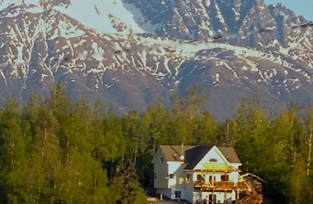 Trout Fishing Lake Front- Mt. Views- Fish, Boat, Hike, Play, Swim, sleeps 8