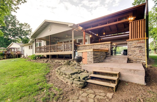 TroutFest: Anglers’ Retreat on White River w/Deck