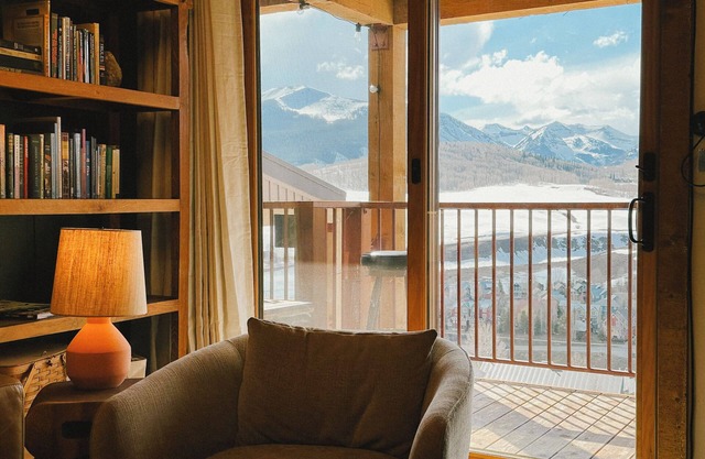 True Ski-In/Out 3BR Condo w/Hot Tub and Huge View