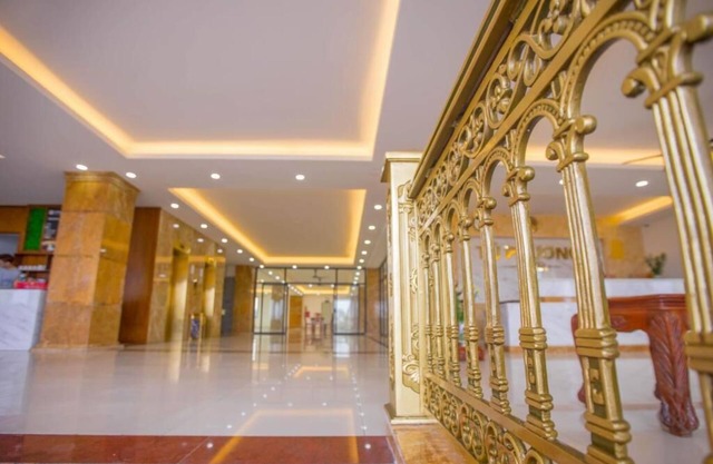 Tu Phuong Hotel TH by Bay Luxury