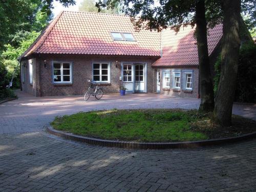 "Tuschenahner Huus"