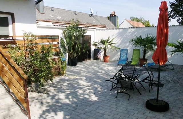 Two bed studio in a very quiet location.