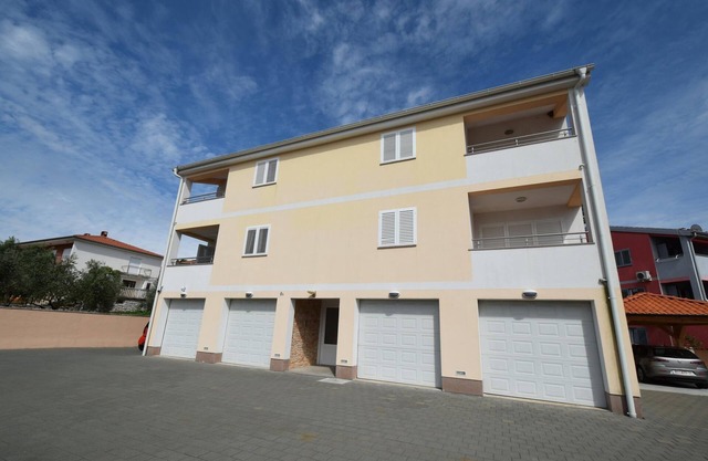 Two bedroom apartment with terrace Barušići, Krk (A-19369-a)