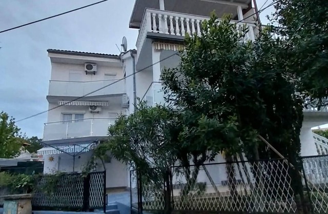 Two bedroom apartment with terrace Malinska, Krk (A-23196-a)