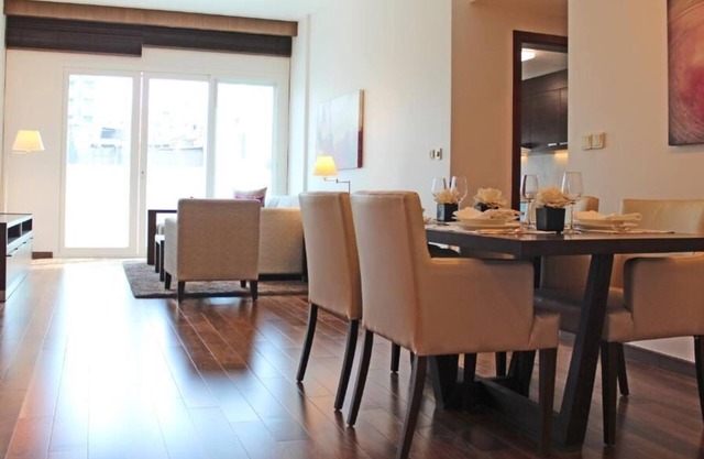 Two bedroom Apartment Near Gold Souk Metro Station By Luxury Bookings