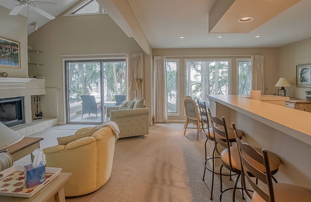 Two Bedroom Bluff Villa Just Steps to Dataw Amenities!!