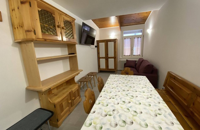 Two-room apartment Mandron - Serafini