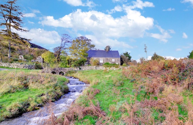 Ty Capel Carmel - Three Bedroom House, Sleeps 5