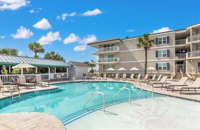 Tybee Beach Club