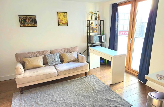 Ubran Oasis: Brixton Escape