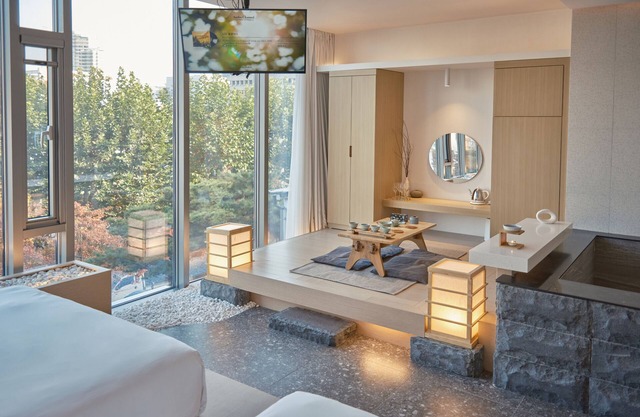 UH Suite The Seoul