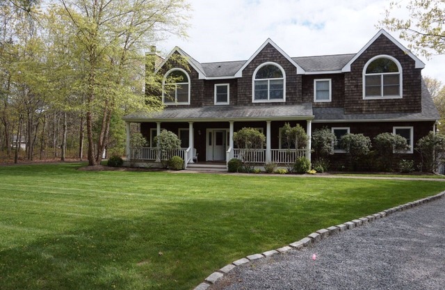 Ultimate Hamptons House for a Private Getaway