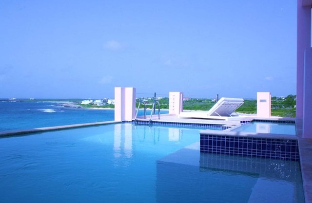 Ultimate Luxury Villa 2 pools,theater,panoramic Ocean views, entertainment mecca