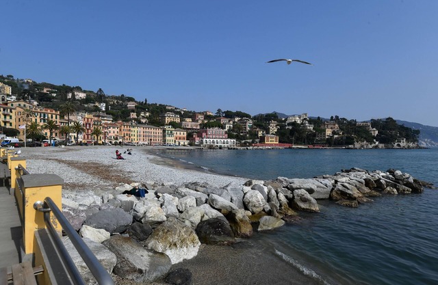 Una finestra su Villa Durazzo