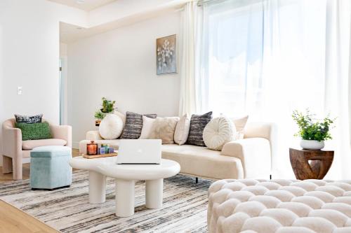 Unique 4-bedroom Apartment