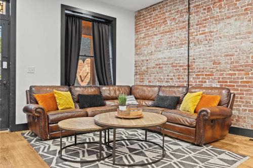Unique Black Home in the Heart of Shelby Park