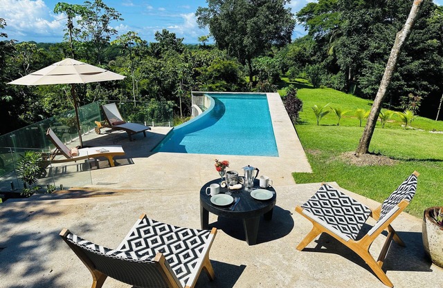 Unique cosy retreat in the jungle of Costa Rica