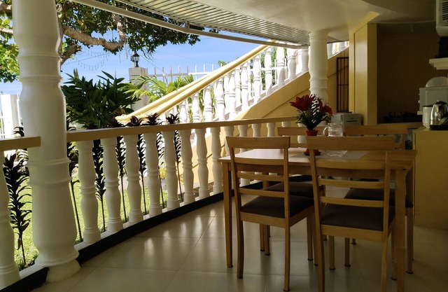 UNIT 1-Ground Floor-Holds 4pax Fully furnished kitchen, hot & cold showers.