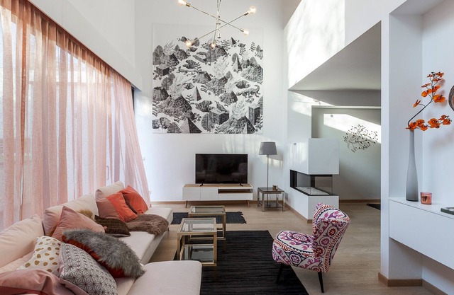 Unit 4 - Spacious Smart Home Triplex Private Garden & Parking