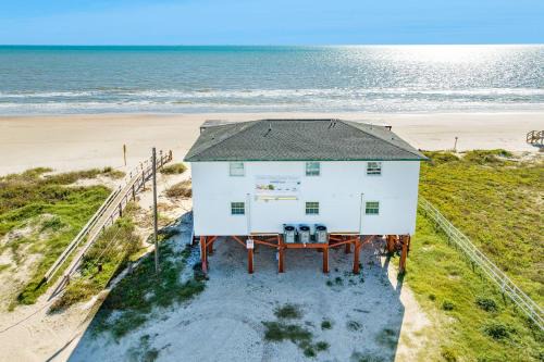 Unobstructed Oceanfront SPECKLED TROUT Unit 5 Beach Pad!