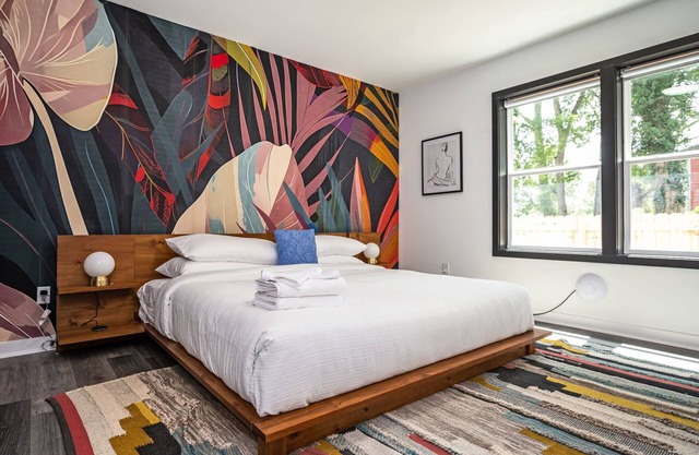 Unwind in a Modern Suite in Summerhill/Peoplestown