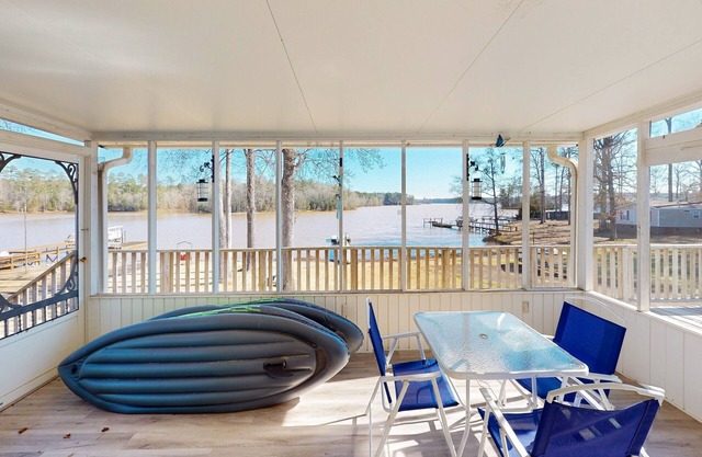 Updated lakefront home with private dock, 2 kayaks, grill, lake views & access