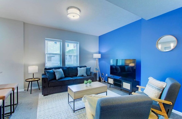 Upscale Little Italy Two Bedroom w/Private Drive