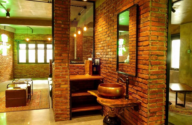 Urban Hotel