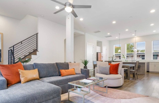 Urban Oasis | 1 Mile from UT + Garage and Rooftop!