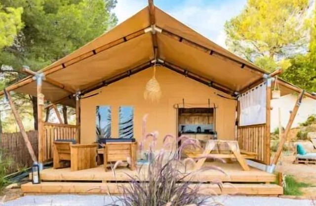 Ushuaïa Villages La Buissonnière Lodges * - Safari Lodge tent (21 m2 - 2 bedrooms) 4 people