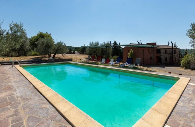 Vacation apartment on a large estate, where the house of the owners is also located.