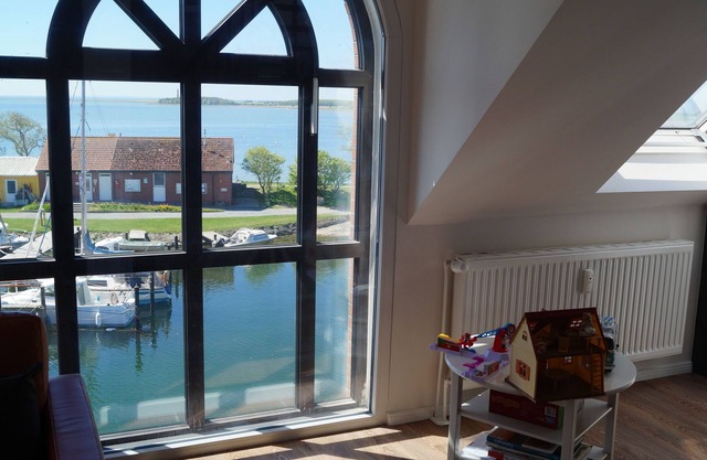 Vacation apartment/apartment for 5 guests with 90m² in Fehmarn OT Orth (77333)