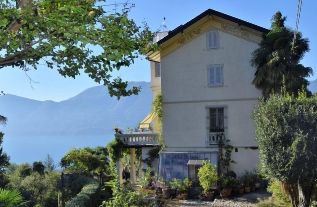 Vacation home Mon Cher in Brezzo di Bedero - 6 persons, 3 bedrooms