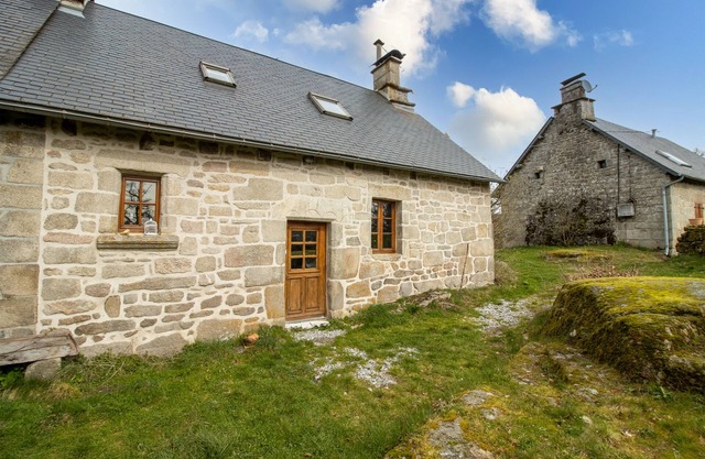 Vacation Home 'La Maison de François' with Shared Terrace