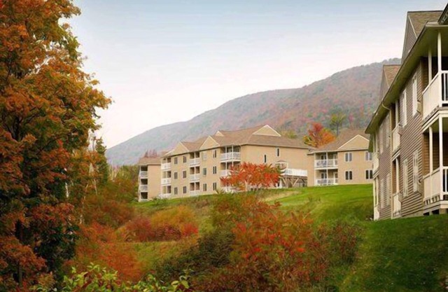 Vacation Village in the Berkshires 5 Star Resort - Suite A